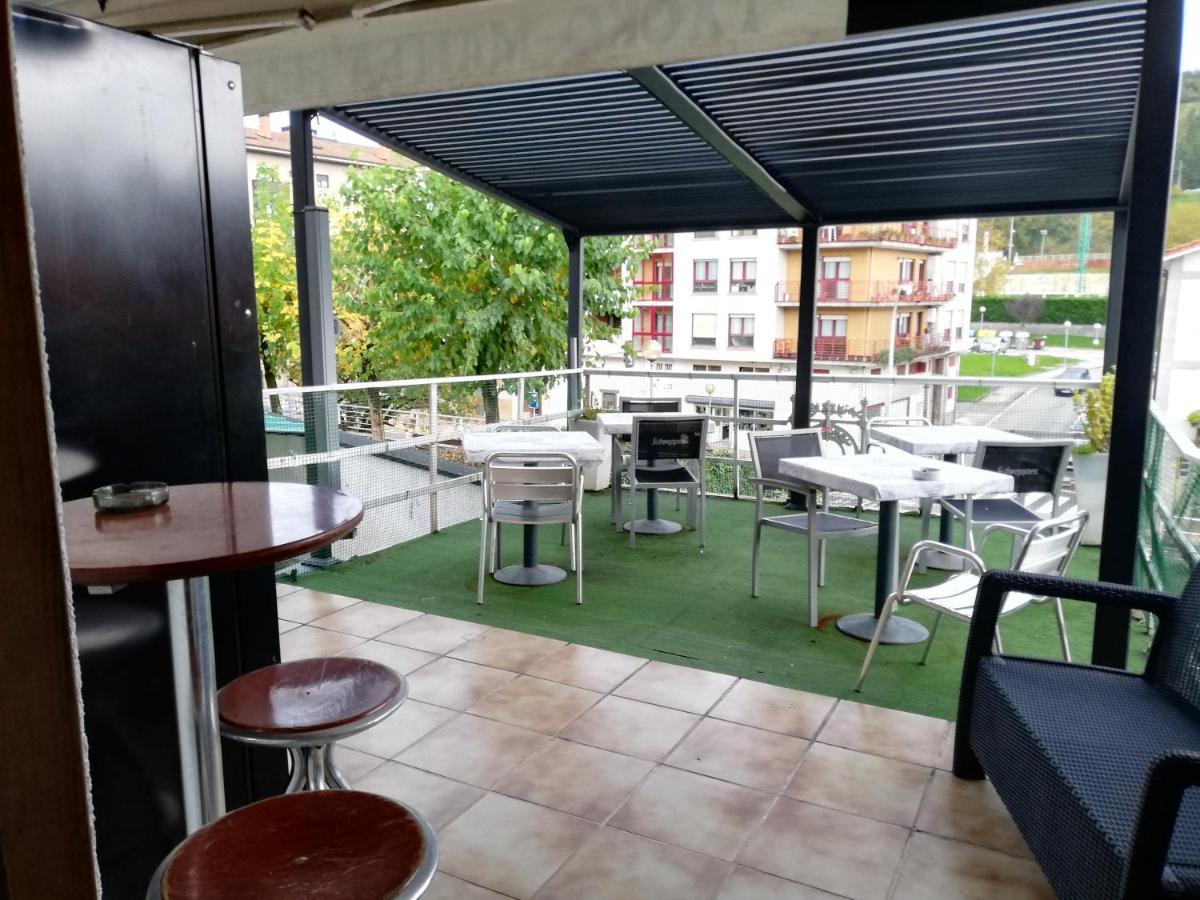 乌尔涅塔 Txoko Maitea Pentsioa酒店 外观 照片